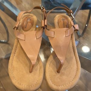 NEW Giani Bernini Leather Sandals